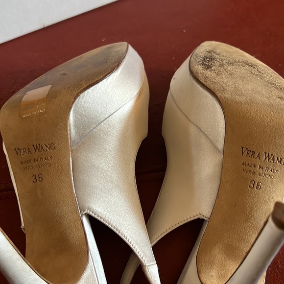 Vera Wang wedding heels Sz 36/6 - Picture 3 of 10